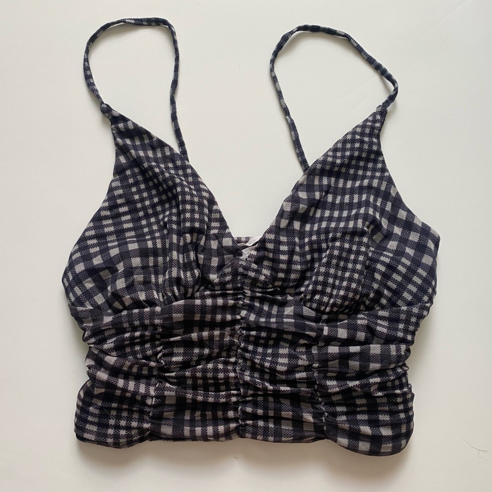 Cute urban outfitters crop top